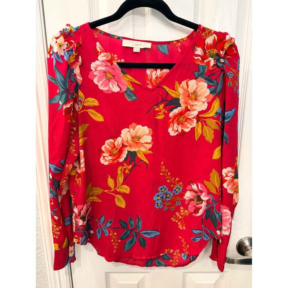 LOFT Blouse Red Floral Ruffle Shoulder Smocked Cuff V-Neck Top